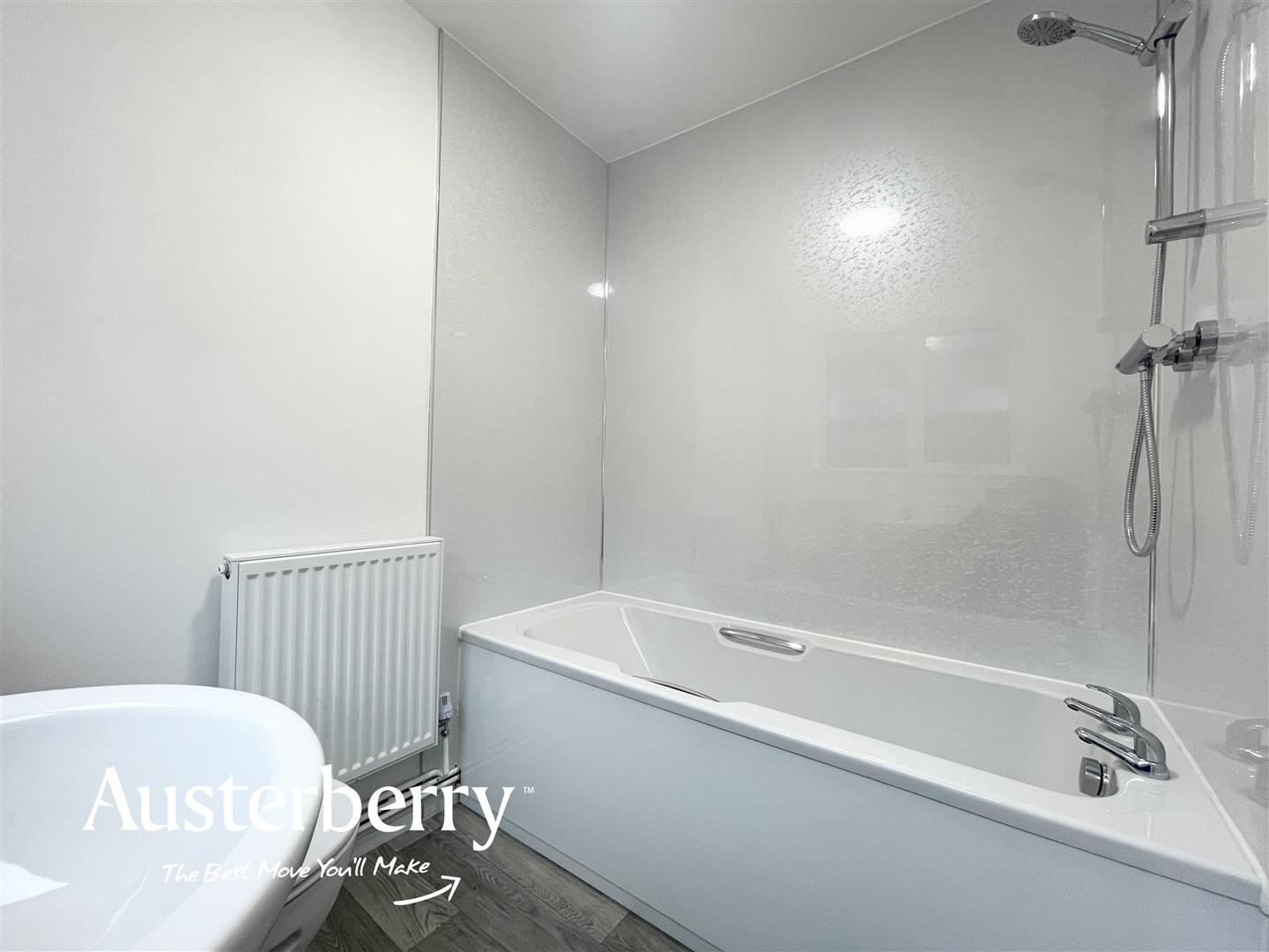 2 bed property in Highgrove Road, Stoke-On-Trent